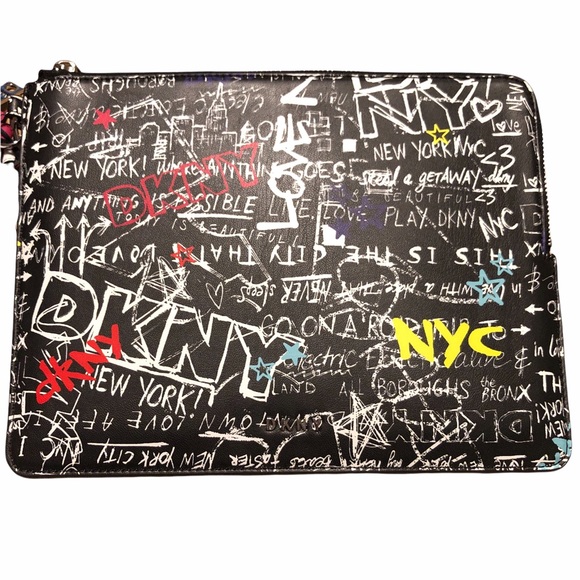 DKNY Ashlee Triple Pouches, Interchange Wriststrap - Picture 4 of 16